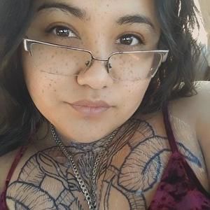 Meet your Posher, Lilly